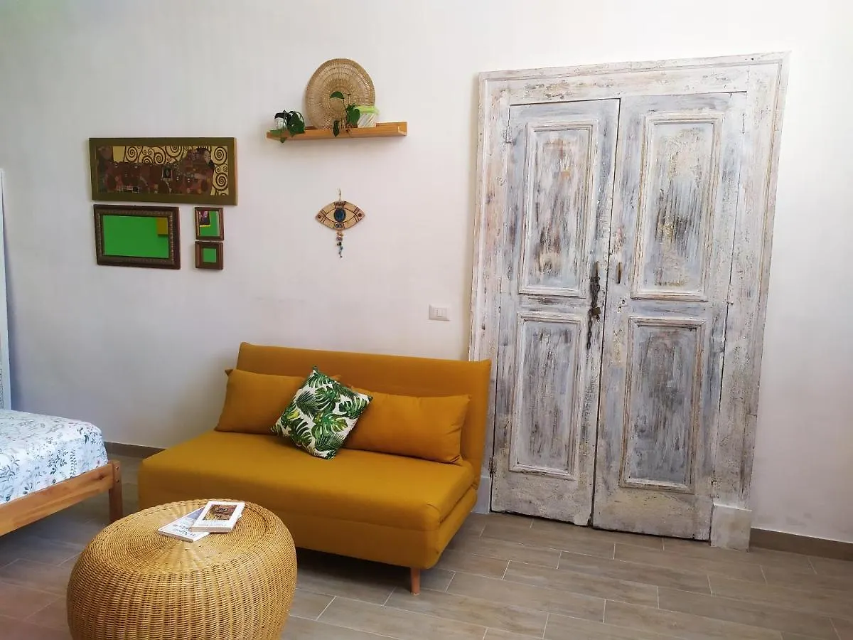 La Casetta Di Carmela Naples Apartment
